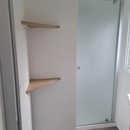 אתר קמפינג D&s Cotttage לס מתה